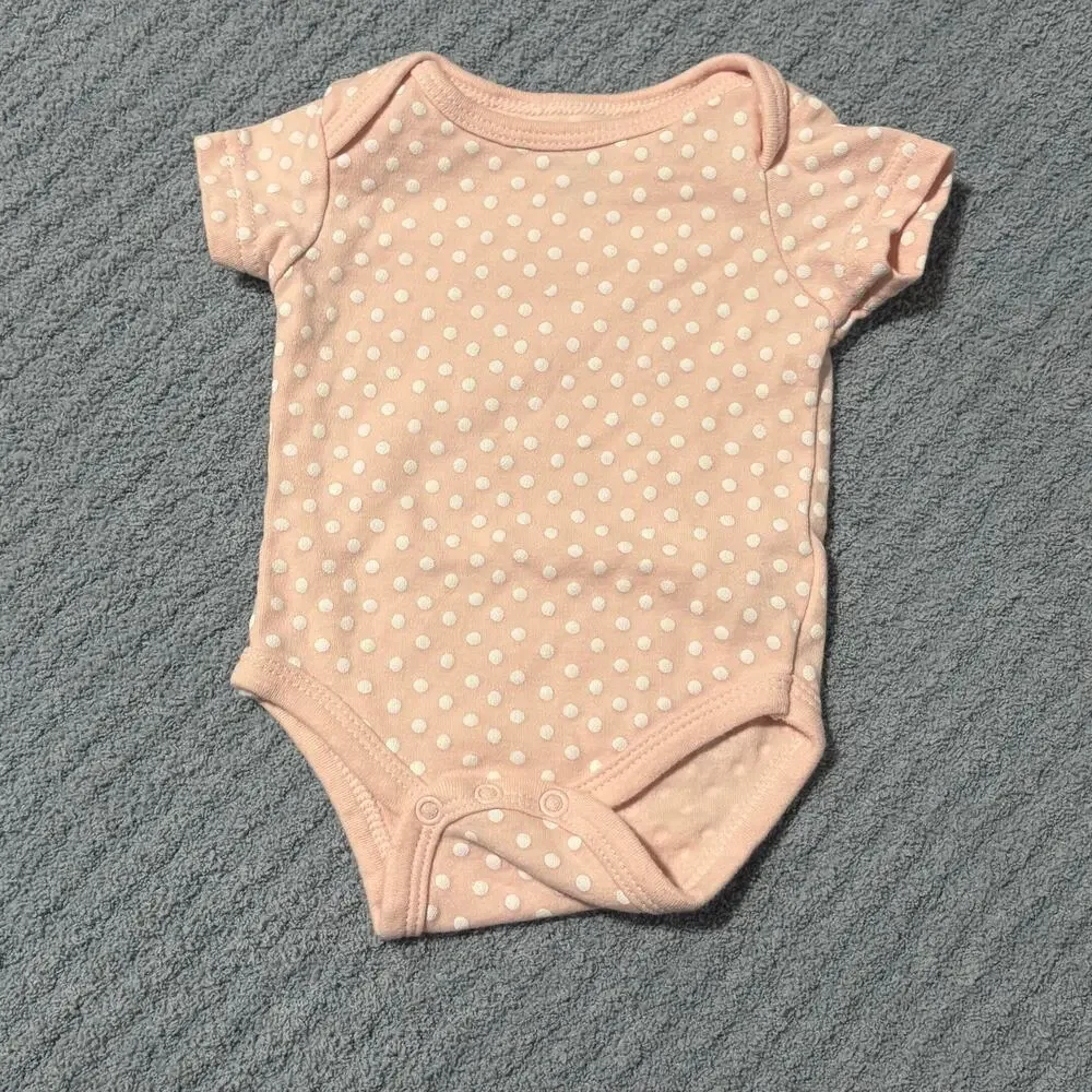 Baby Girl-Onesies-Lot 5 Pack-3M-Carters/Gerber -Giraffe /Floral /Plain